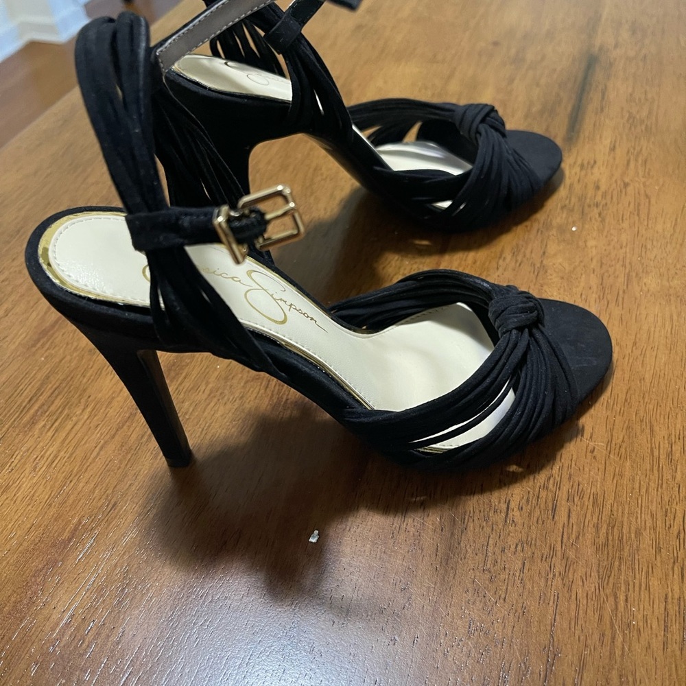 Jessica Simpson heels